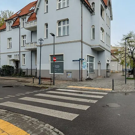 Grunwaldzka Bright With Balcony By Renters *