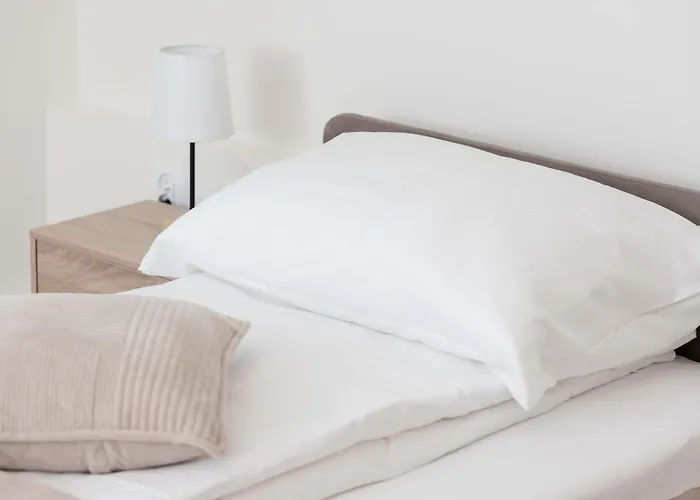 Grunwaldzka Bright With Balcony By Renters Apartamento *