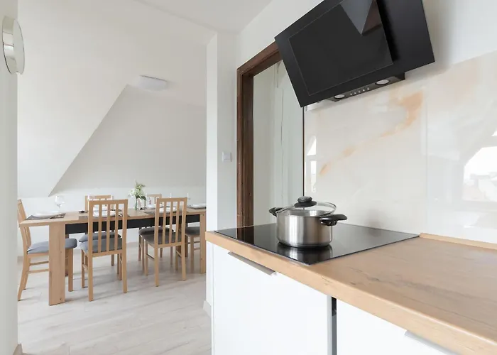 Grunwaldzka Bright With Balcony By Renters Apartament Sopot