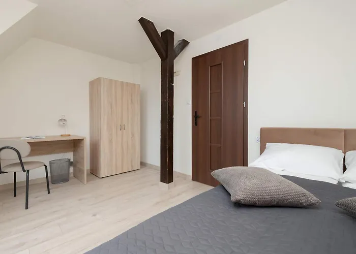 Grunwaldzka Bright With Balcony By Renters Apartament